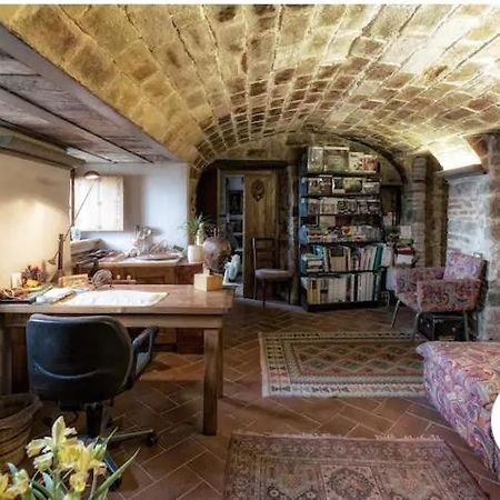 Elettra Flower Apartment Montecatini Val di Cecina Bagian luar foto