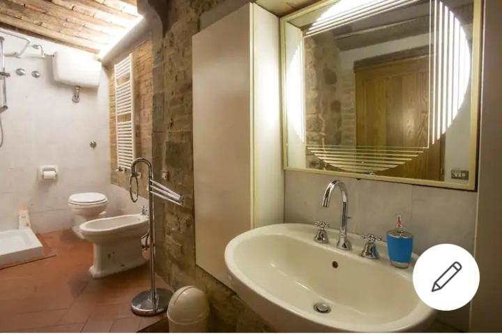 Elettra Flower Apartment Montecatini Val di Cecina Bagian luar foto